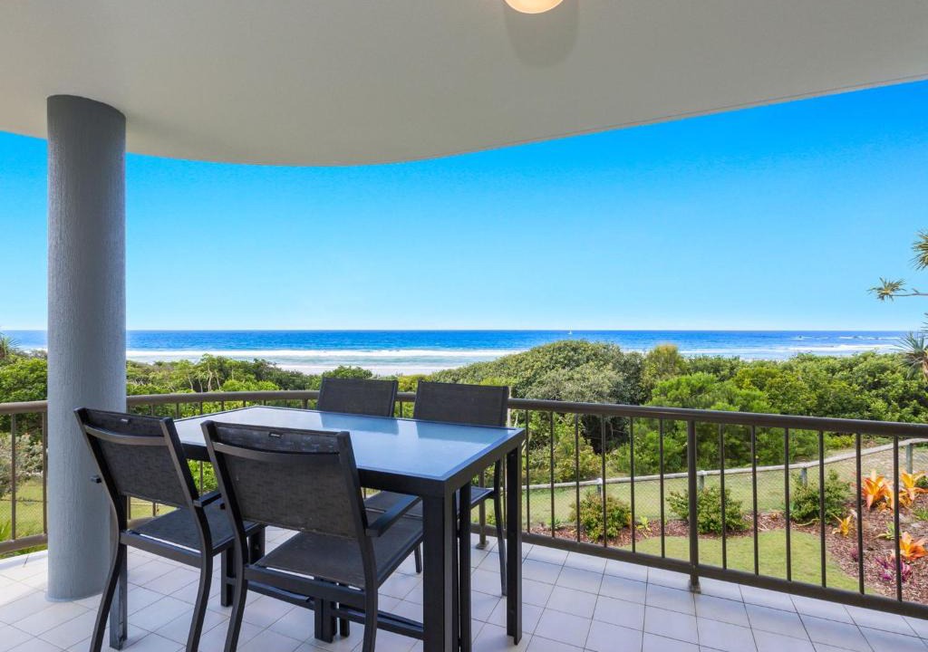 Hastings Point Apartment | Shoreline 6 with Ocean Views To See The Whales