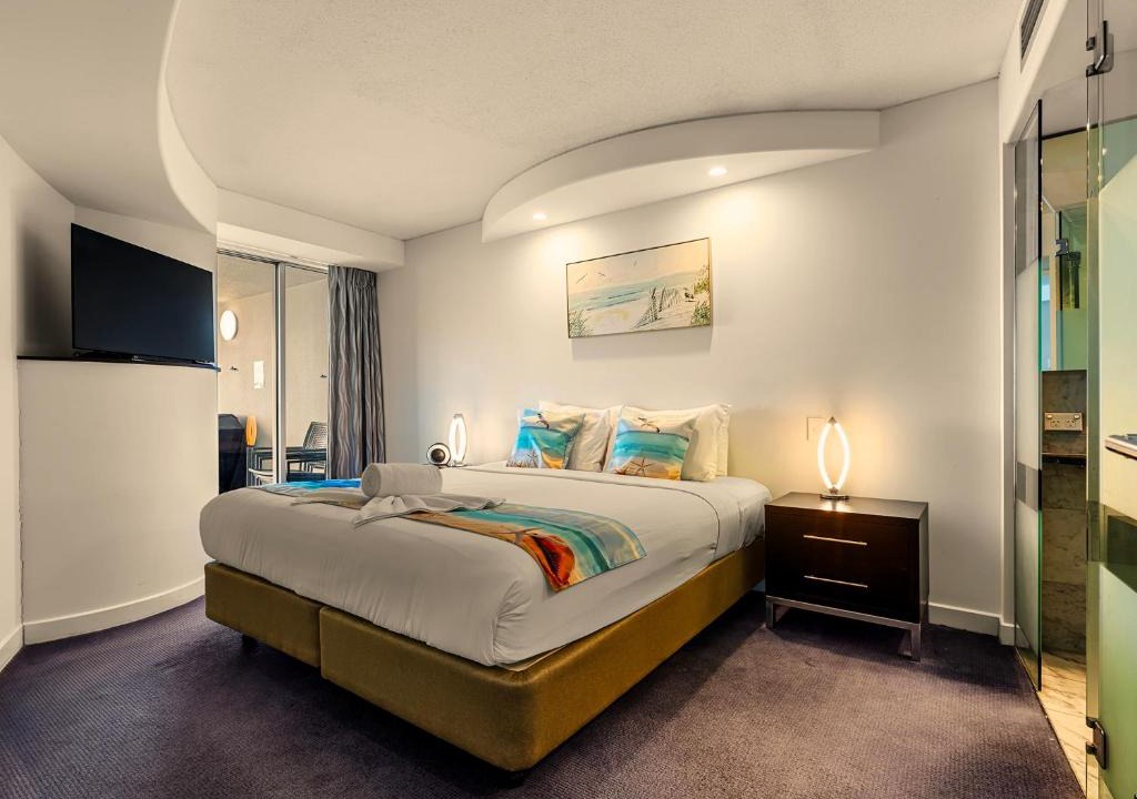 Mooloolaba Apartment | Sirocco Mooloolaba Oceanfront Luxury Sub-Penthouse 9th floor-Sleeps 6