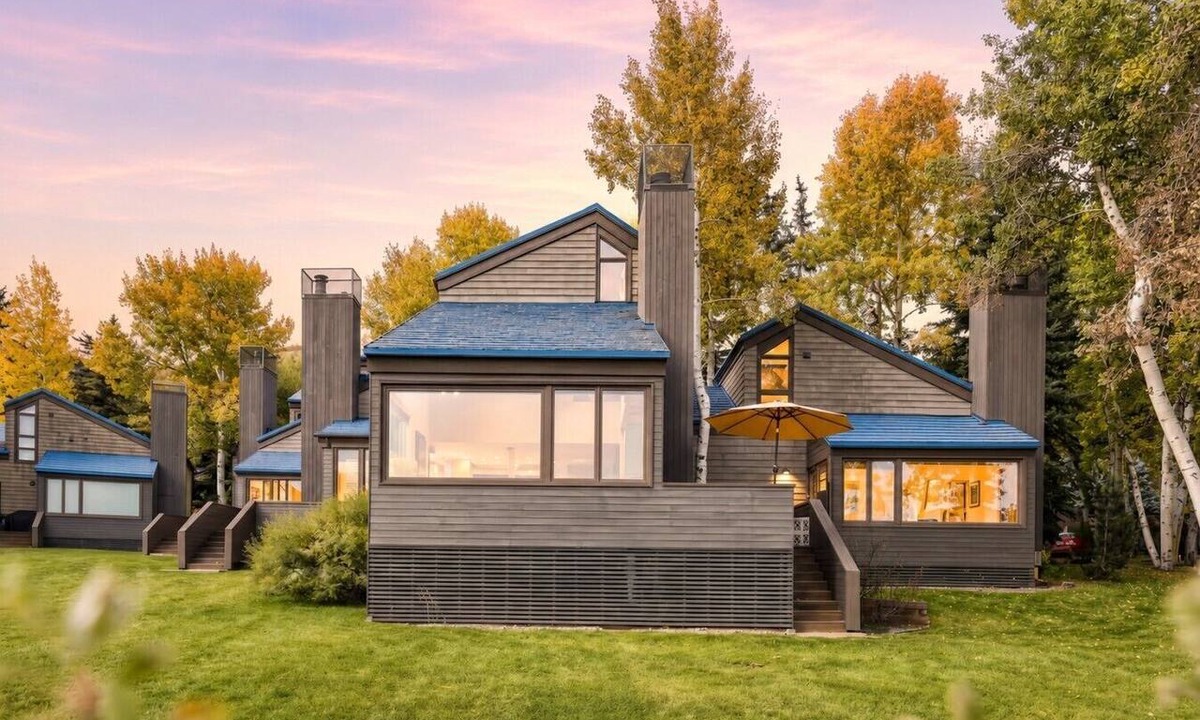 Snowmass Village Condo | Snowmass Mountain Views w Hot Tub & Pool!