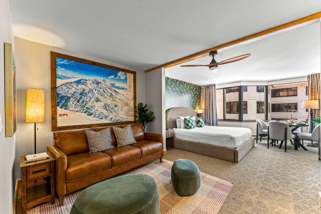 Mount Crested Butte House | Stellar Location Hot Tub Heated Pool Steam Room Gym