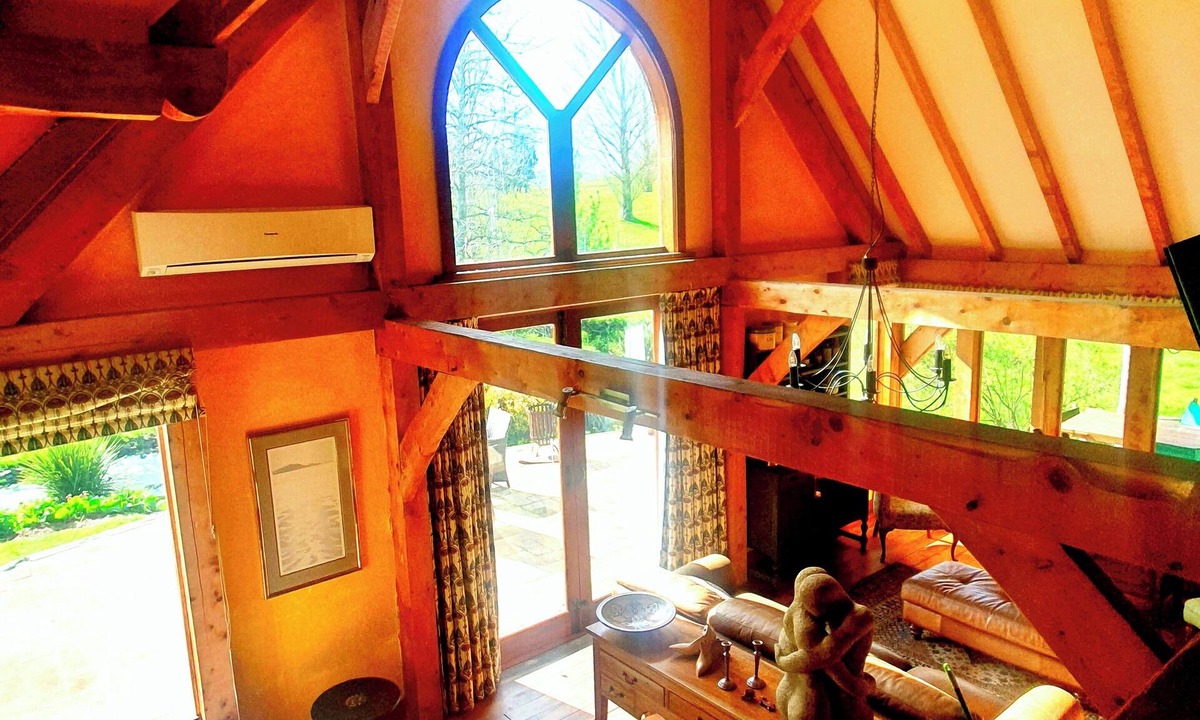Richmond Downs House | Streamside Country Manor - Peaceful Spacious Country Retreat Near Hobbiton