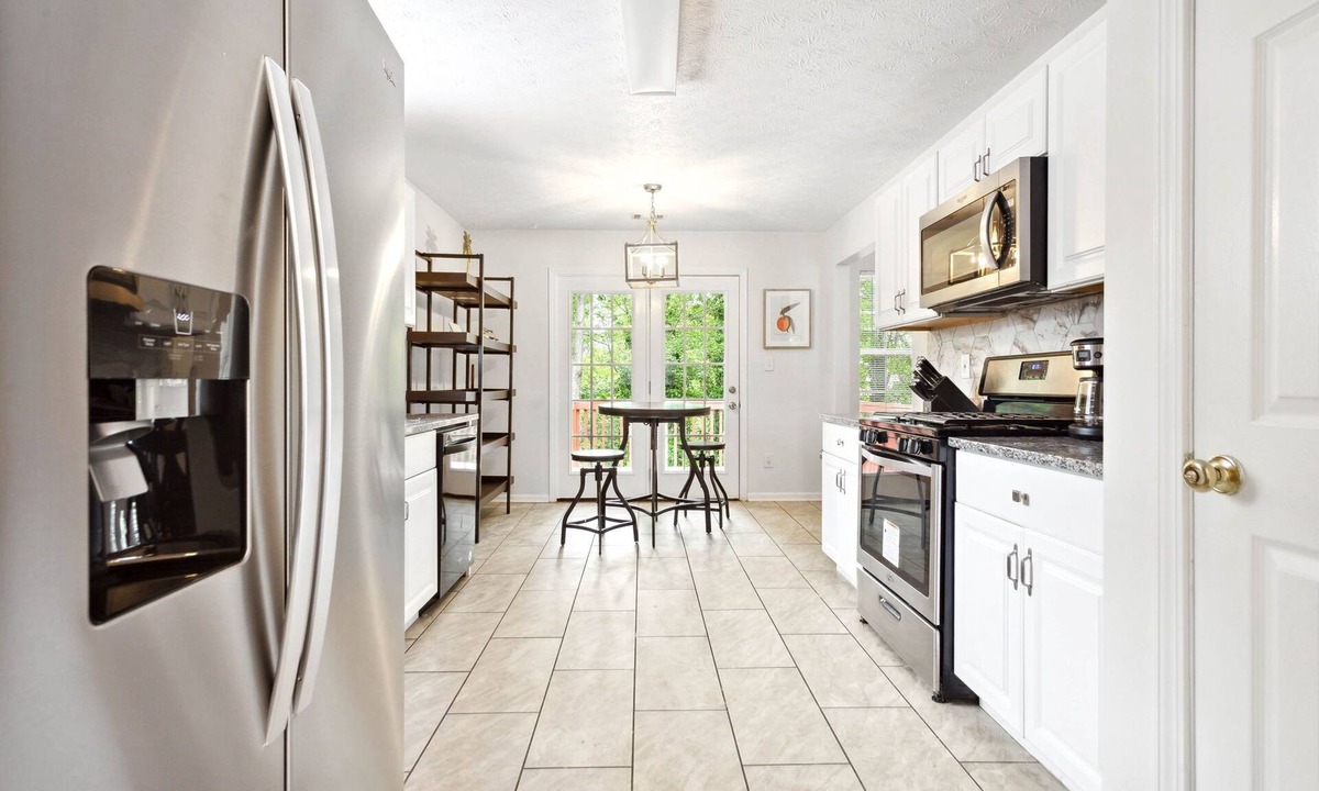 Stone Mountain House | Stunning Home Near Atl with Full Arcade Experience - Sleeps 14