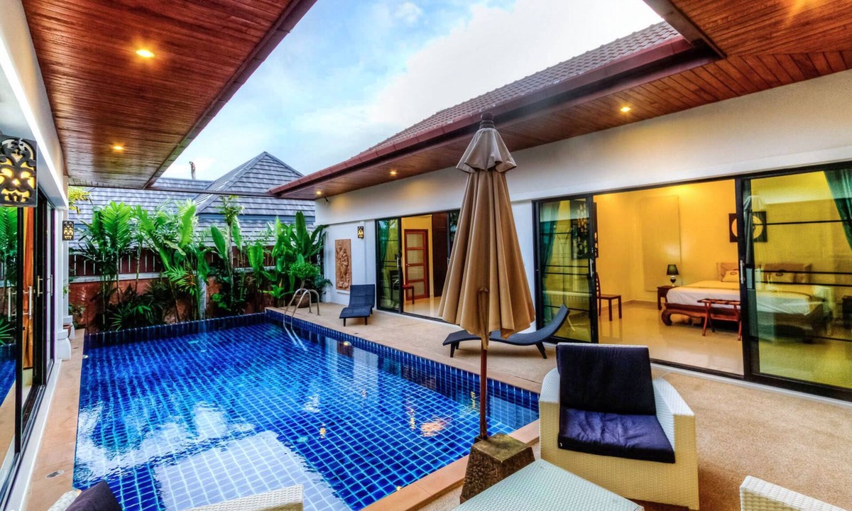 Ban Saiyuan Villa | Stunning Villa with 2BR Pool, few minutes drive to Naiharn Beach