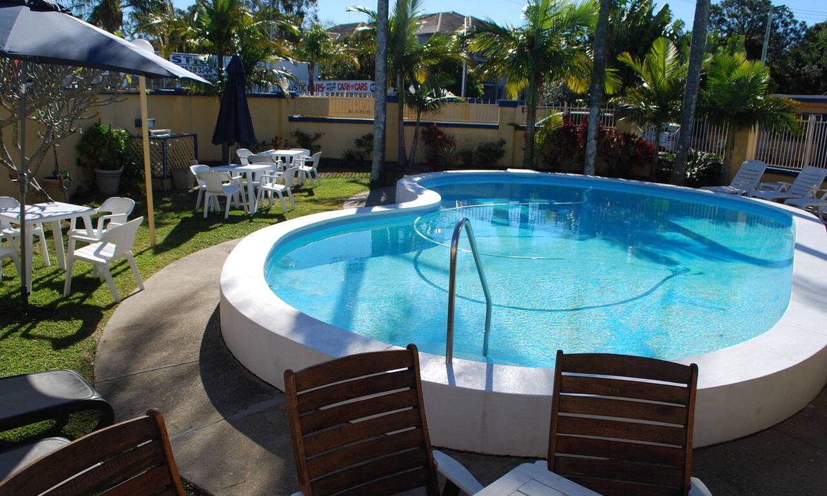 Biggera Waters Hotel | Sunburst Motel