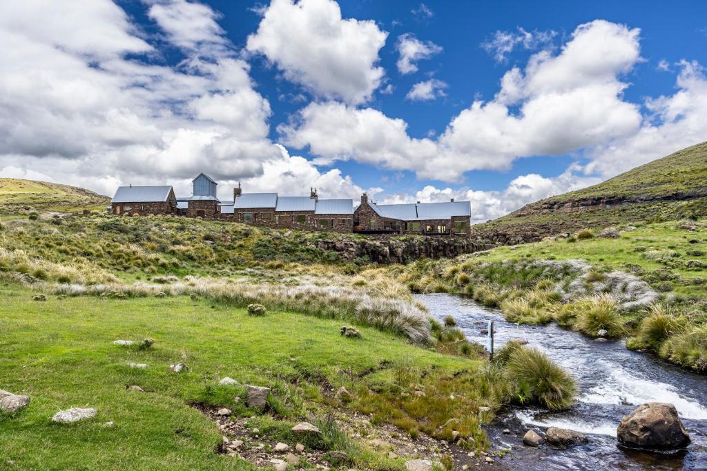 Rhodes Hotel | Tenahead Lodge & Spa