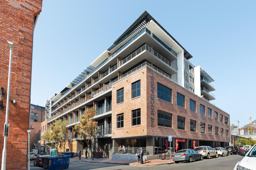 Cape Town City Centre Apartment | The Docklands Luxury Apartments