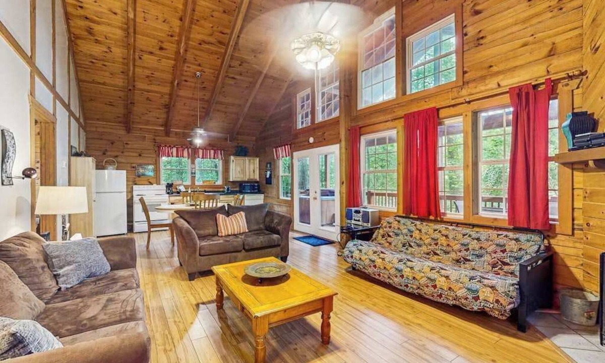 Sautee Nacoochee Cabin | The Hideaway Cabin Stay