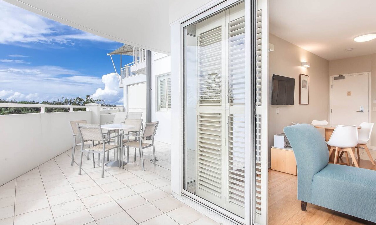 Kingscliff Apartment | The Pool Resort Kingscliff - One Bed Spa Suite (2218)