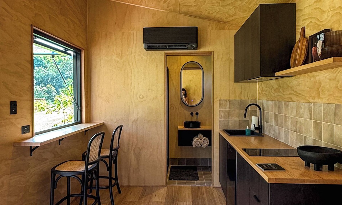 Middle Pocket Cabin | The Vale Casita & Animal Sanctuary, Fired Hot Tub + Natural Pool/Pet Friendly