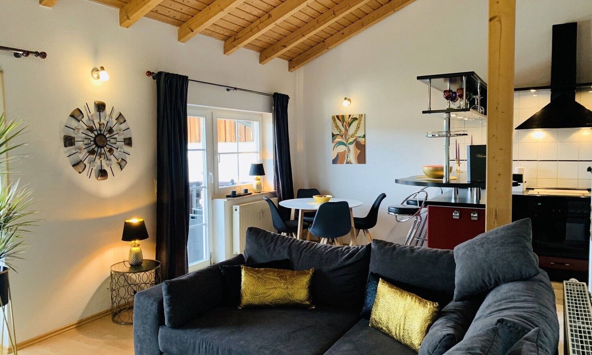 Schleusingen Apartment | Thuringian Forest Residence in Schleusingen - Pets Welcome!