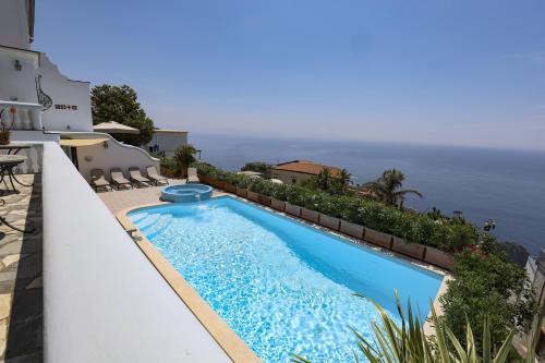 Conca dei Marini Villa | Villa Elena