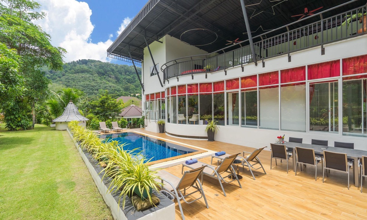 Chalong Villa | Villa Nap Dau 10 Br -Friends & FamilynPrivate Pool villa 100%nMountain view