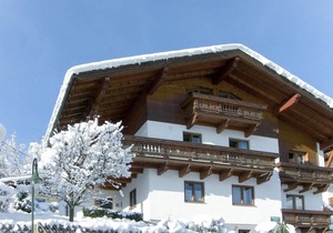 150 m² Apartment ∙ 3 bedrooms ∙ 10 guests