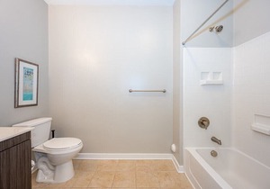 Viagem Modern Studio with Parking in Charlotte