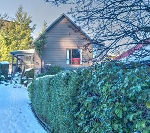 Alpine Avenue 