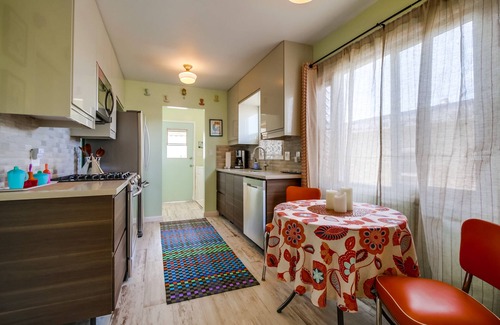 Point Loma Heights House | Ocean Beach gem. Enjoy Ocean breezes and sunsets from this darling get-a-way