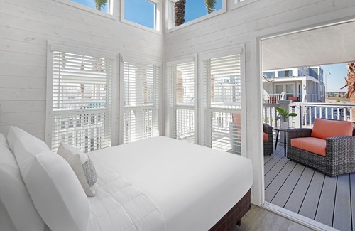 Lincoln Acres Hotel | Sun Outdoors San Diego Bay