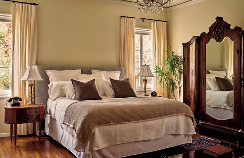 Downtown Palm Springs Bed & Breakfast | The Willows Palm Springs