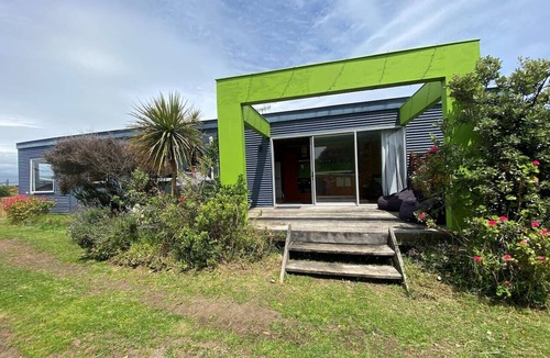 Otaki Beach House | Ōtaki beach gem