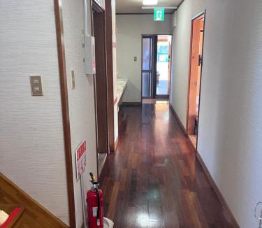 Fujinomiya Bed & Breakfast | ふじ苑民宿旅館