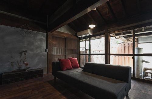 Chuo Villa | 古民家宿るうふ 祝之家 Heritage Villa LOOF Iwainoie