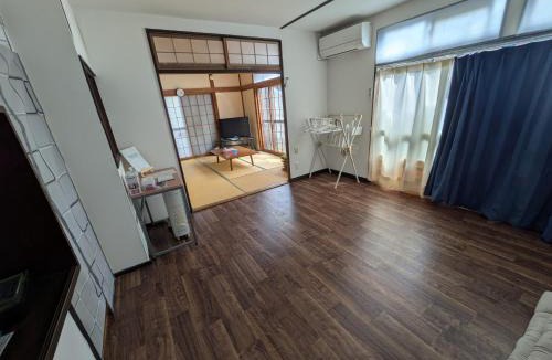 Oyama Apartment | 【小山駅徒歩7分】みんなで宅飲み！貸切一軒家ニシグチノイエ wifi有、銭湯近く
