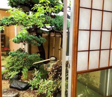 Okubo Apartment | 新宿 新大久保駅108 平米日本庭園の宿