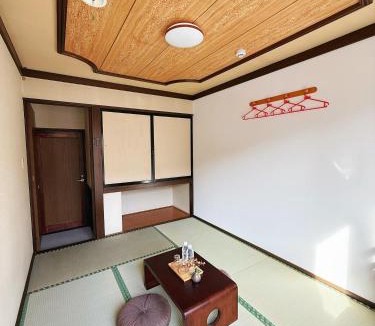 Yuzawa-machi Hotel | 雪场缆车站旁-START HOUSE PIAA-Ski IN Ski OUT