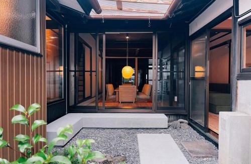 Tenryu Apartment | 152INN-Hondaの故郷浜松天竜愛車と泊まれるガレージ付き貸切宿仲間と楽しむ走る遊ぶ旅へ