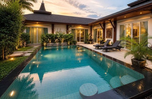 Koh Kaew House | 2-bedroom house in tranquil Ratsada Mueang Phuket with AC