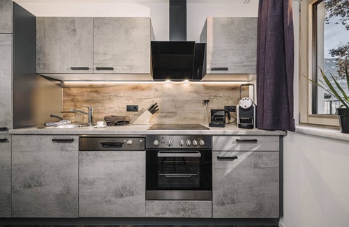 Kaltenbach Apartment | 2 bedrooms, kitchen, bathroom, next to the valley run and the valley station
