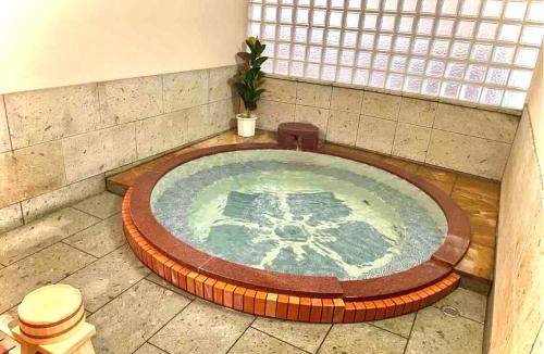 Isawa Onsen House | 3種の温泉と本格茶室のある石和温泉の隠れ宿-璃洛-