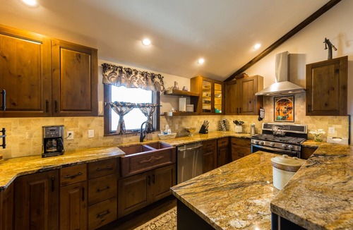 Crested Butte Apartment | 3 Bedroom Apt in the Heart of Crested Butte!