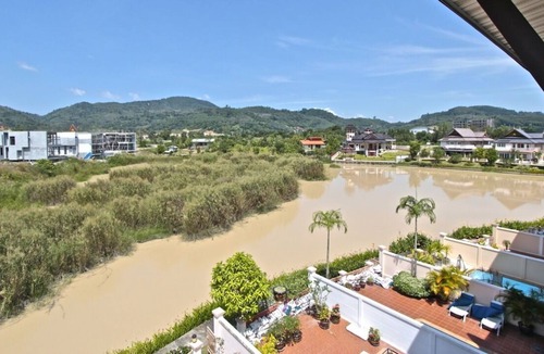 Chalong House | 3 Bedroom Townhouse in Private Lagoon Villas