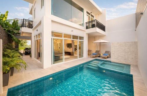 Ban Saiyuan Villa | 3 BR Pool Villa Sara in Rawai