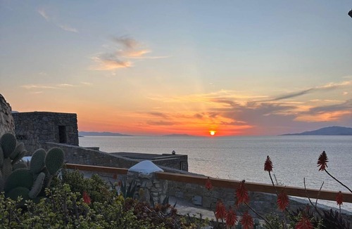 Agios Ioannis Villa | 350 m² Villa ∙ 7 bedrooms ∙ 15 guests