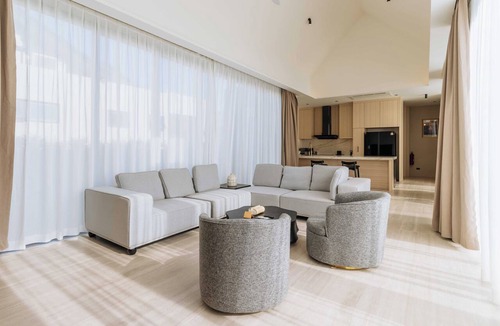 Si Sunthon Villa | 3BR Retreat in Quiet Luxury Area V307