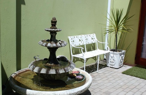 Thornton Bed & Breakfast | 41 on Cedar Bed and Breakfast