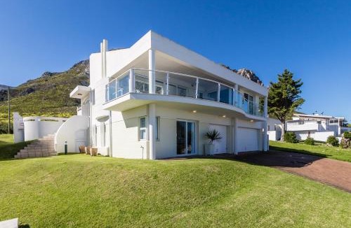 Voelklip Villa | 42 on 4th