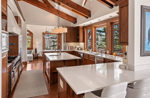 Snowmass Village House | 5 Bed/5.5 Bath Ski-In, Ski-Out Home in Exclusive Two Creeks Neighborhood