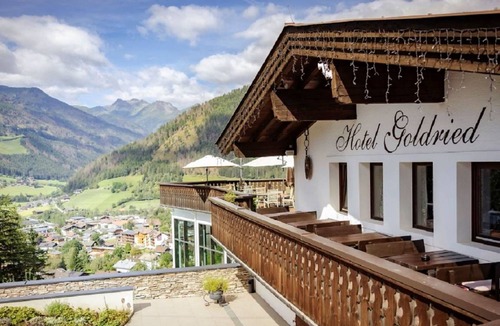 Matrei in Osttirol Apartment | 55 m² Apartment ∙ 2 bedrooms ∙ 6 guests