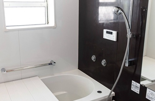 Numata House | A onestory 2LDK with a full kitchen perfect for f /Numata Gunma
