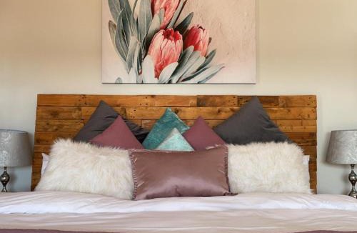 Langebaan Apartment | A Touch of Bushveld by the Sea
