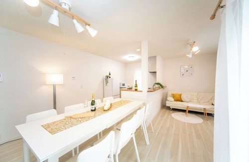 Kuwana House | Accommodates 13 people A twostory house near Nagashima Resort and Nabana no Sato/Kuwana Mie