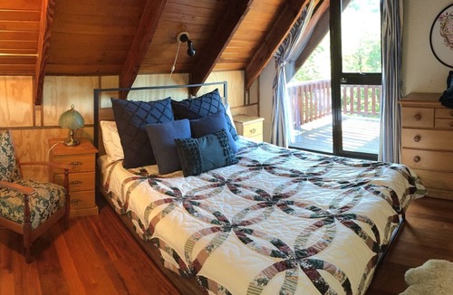 Mt Lyford Cabin | Adorable warm log cabin on a private section ideal for a couple or small family