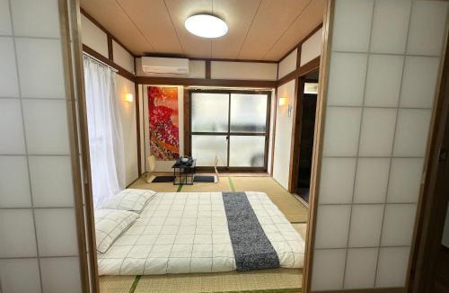 Nishikoiwa Villa | Akihabara, Skytree, Disney, Asakusa Temple, Traditional Japanese Ryokan, Airport Pick-up and Drop-off
