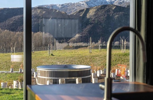 Arrowtown House | Alpine Solitude - your private slice of Central Otago framed by sweeping peaks and wide-open skies.