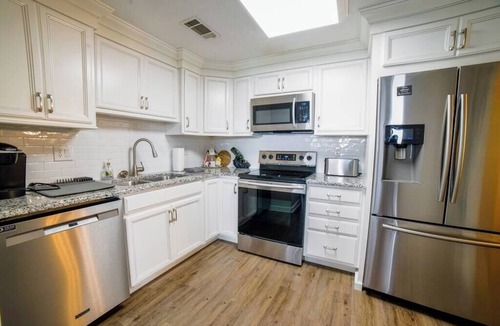 Sugar Mountain Condo | Altitude Adjustment - King bed, Gig-Speed Internet, Mountain View, Ski