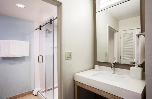 North Myrtle Beach Hotel | Always a Great Idea To Unwind! Indoor Pool, Free Parking, Pets Are Welcome!