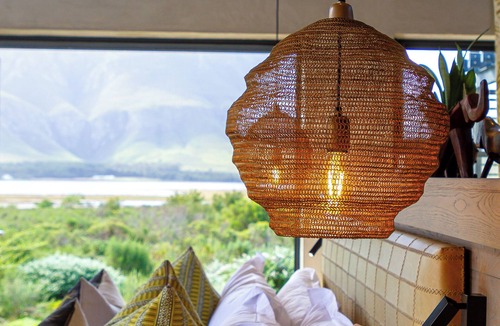 Stanford Villa | An exclusive retreat on the water's edge in a 160-hectare Fynbos wilderness.